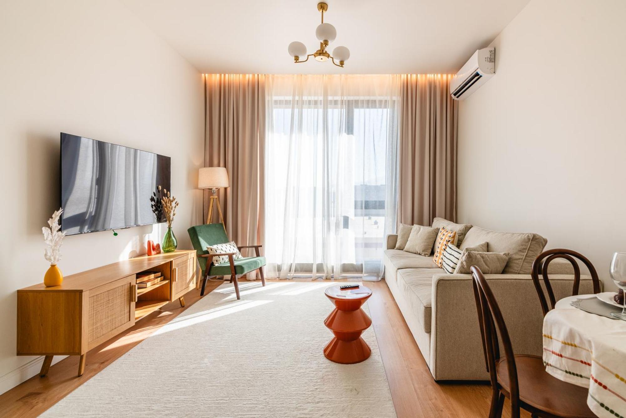 Apartment уютные в 4you и Amir