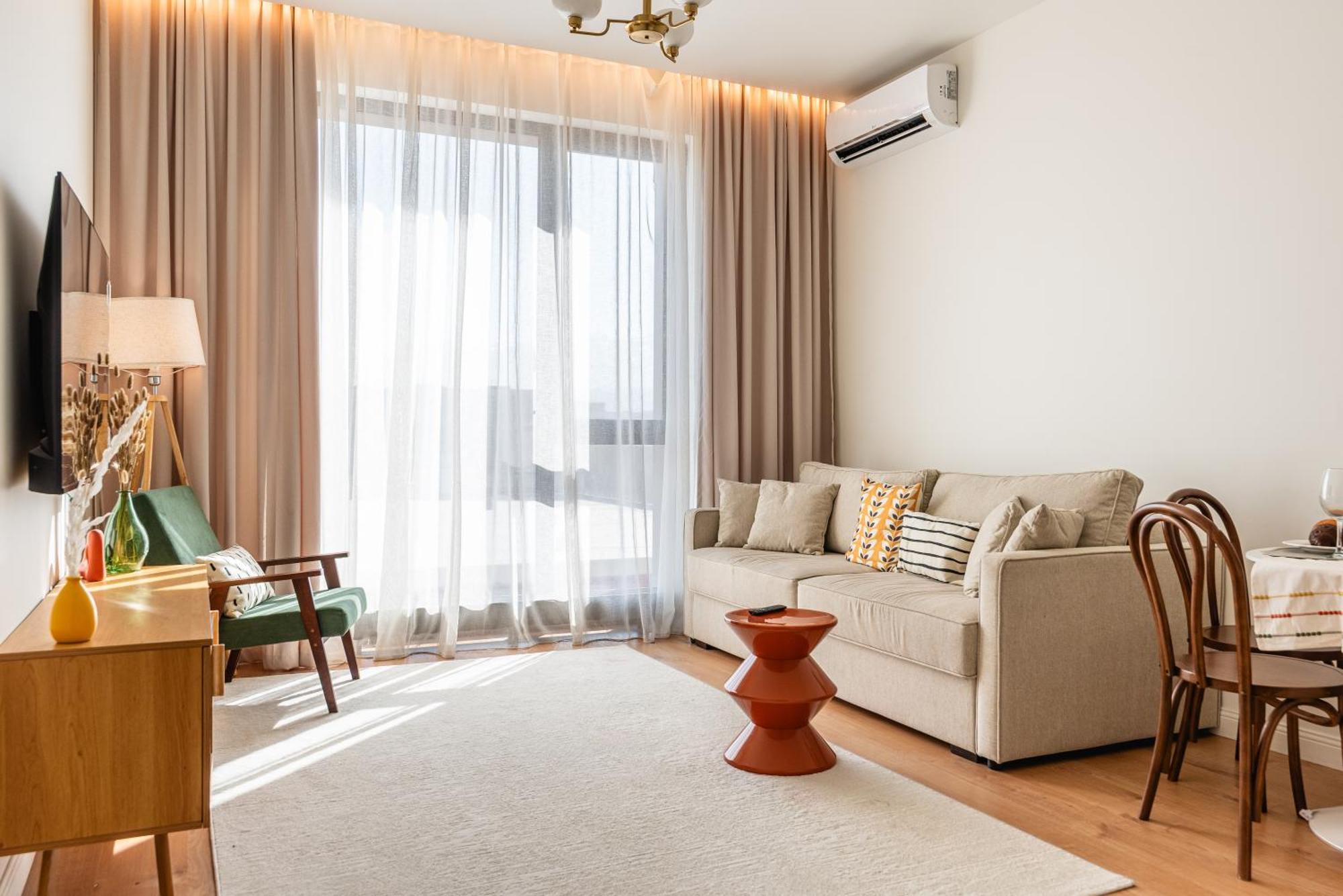 Apartment уютные в 4you и Amir Almaty