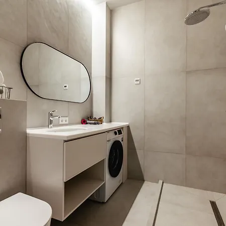 Уютные Апартаменты В 4You И Amir Almaty Exterior photo