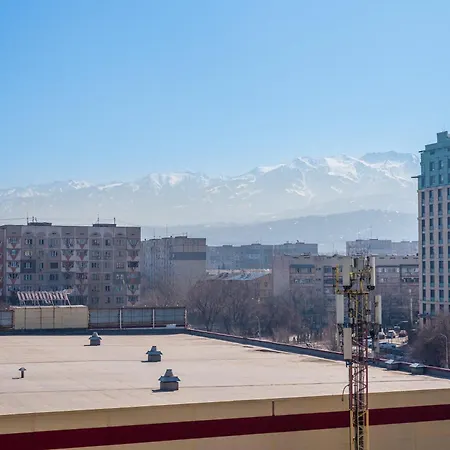 Уютные Апартаменты В 4You И Amir Almaty Exterior photo