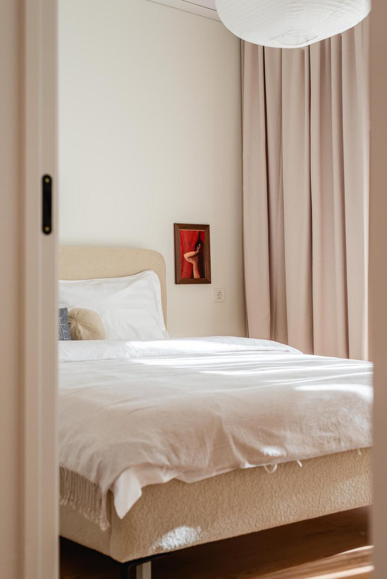 Apartment уютные в 4you и Amir