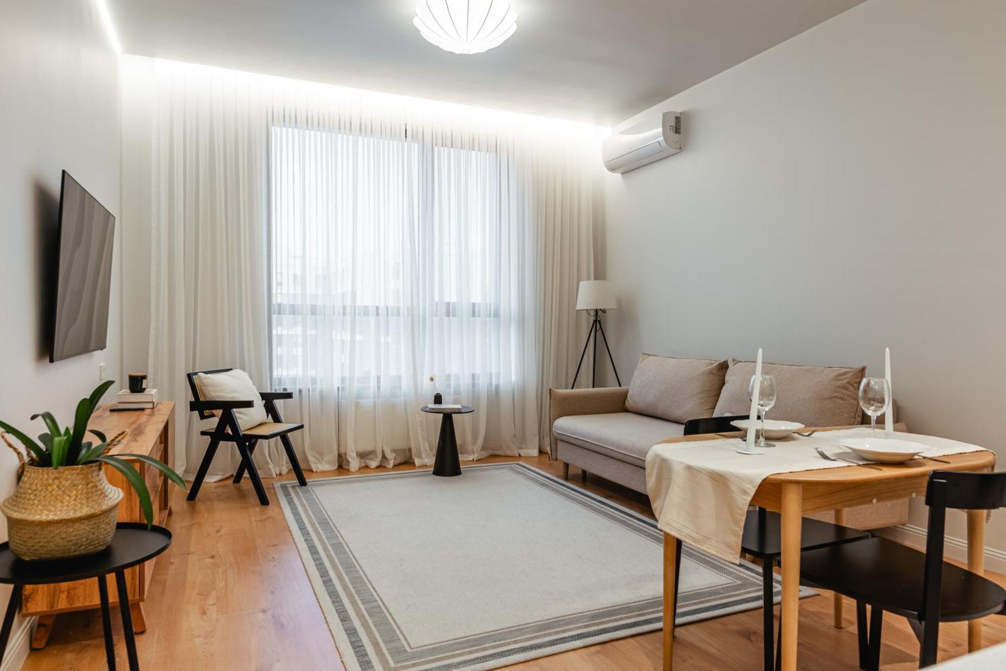 уютные в 4you и Amir Apartment Almaty