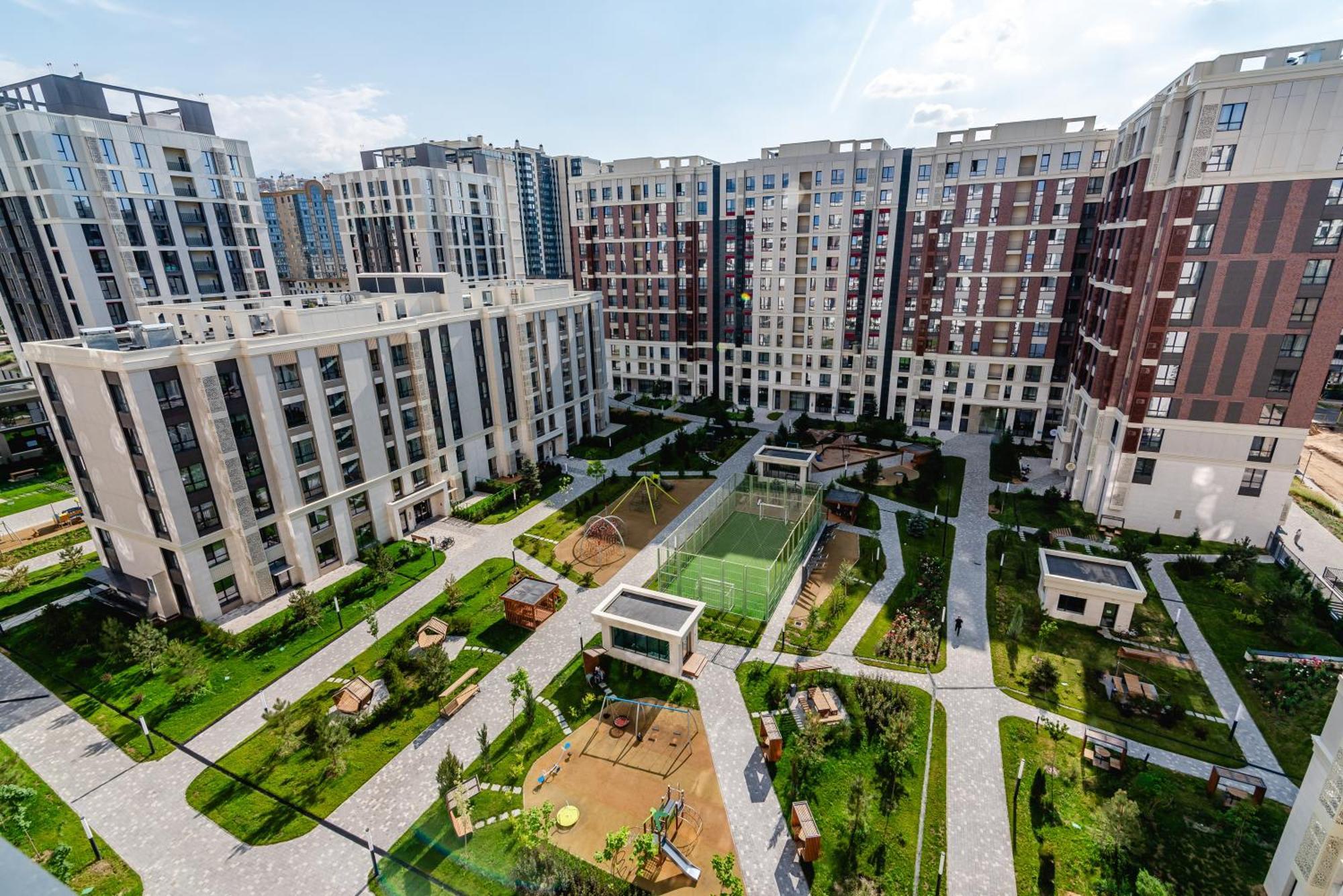 уютные в 4you и Amir Apartment