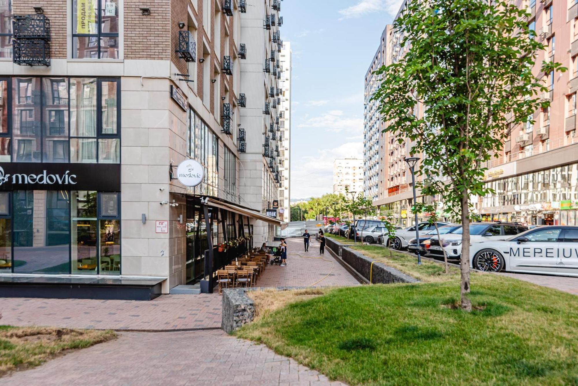 Apartment уютные в 4you и Amir *